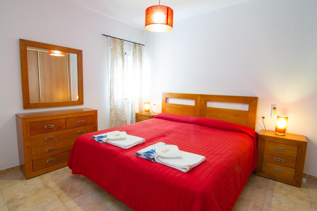 Apartamentos Manuel Martin Nerja Exterior photo