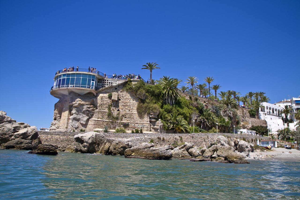Apartamentos Manuel Martin Nerja Exterior photo